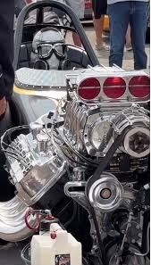 The Rhythmic Pulse of a Blown&nbsp;Engine